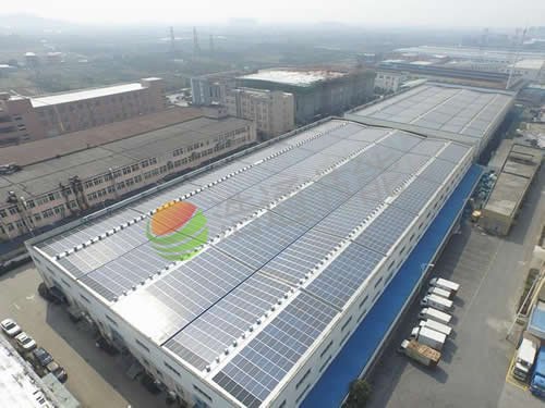 點擊查看“深圳羅湖區鴻燁集團廠區500KW太陽能光伏發電項目”大圖效果 深圳羅湖區鴻燁集團廠區500KW太陽能光伏發電項目